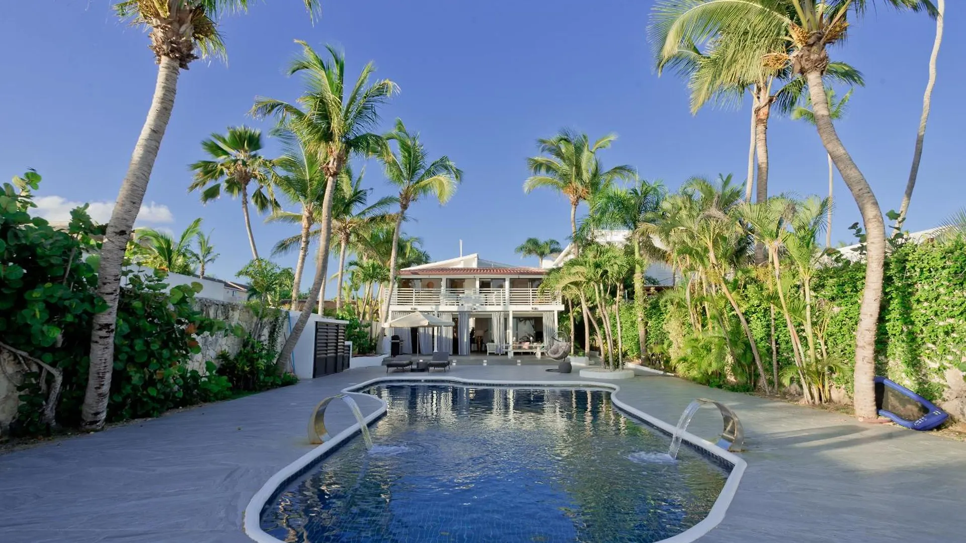 Corales Villa La Laguna